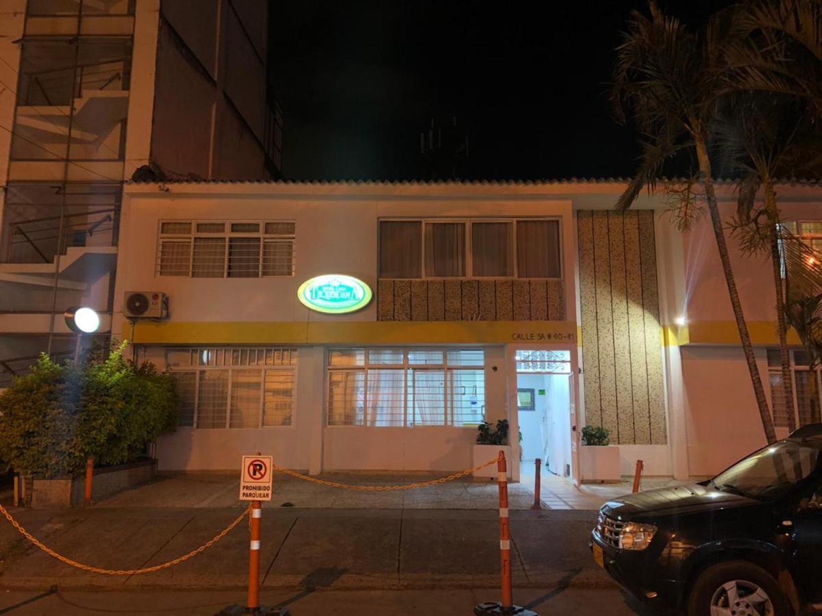 Ayenda 1409 Casa Tequendama Hotel Cali Exterior photo